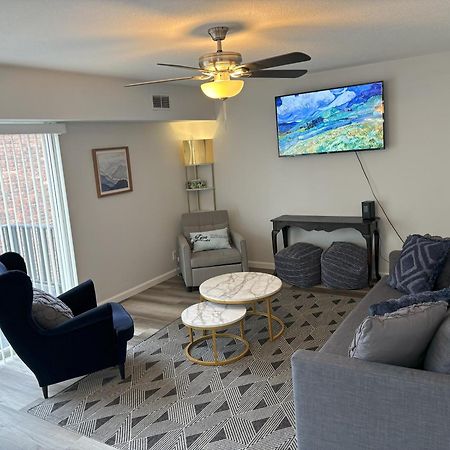 Peaceful Park 2 Bedroom Remodeled Family Suite Granite City Exteriör bild
